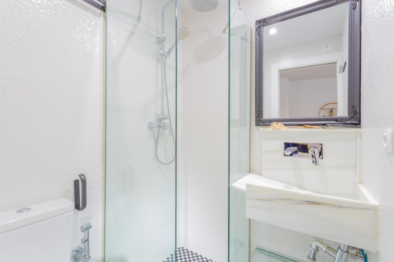 Apartamento Estudio Real Suites Гранада Екстер'єр фото